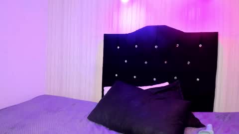 Snapshot of miku_katsuragi chatting on 11, 11, 2025 miku katsuragi online show from 11, 11, 2025