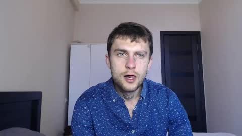 Snapshot of mikw63 chatting on 24, 3, 2026 Sin online show from 24, 3, 2026