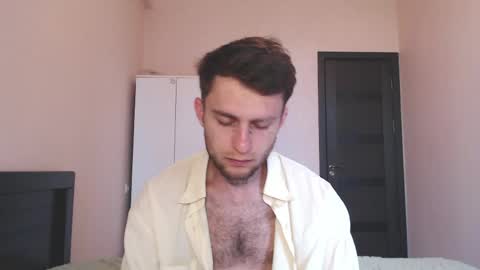 Snapshot of mikw63 chatting on 27, 4, 2026 Sin online show from 27, 4, 2026