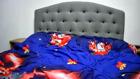 Mikyloveu online show from 19, 12, 2024