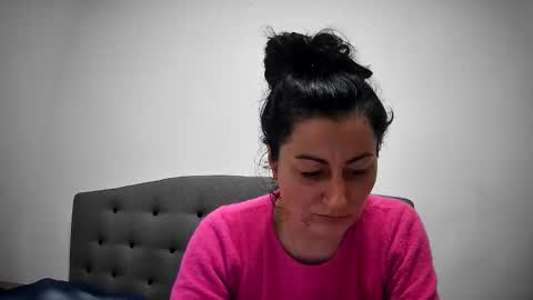 Mikyloveu online show from 30, 3, 2026