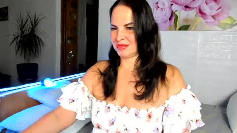Snapshot of mila_2025 chatting on 12, 7, 2026 MILA online show from 12, 7, 2026