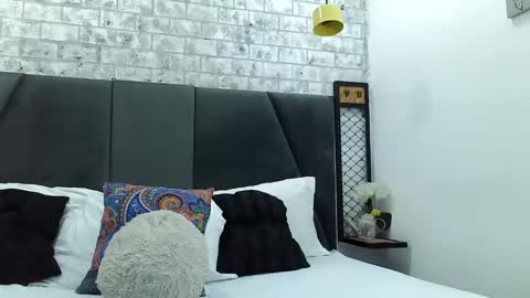 Snapshot of mila_adamss chatting on 13, 2, 2025 mila_adamss online show from 13, 2, 2025