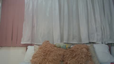 Snapshot of mila_adamss chatting on 6, 11, 2025 mila_adamss online show from 6, 11, 2025