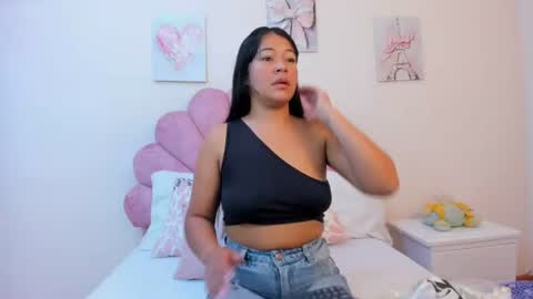 mila_adamss online show from 1, 7, 2026