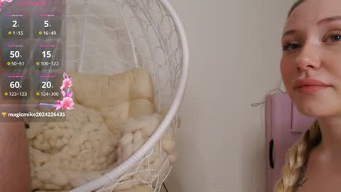 Snapshot of mila_bananaa chatting on 11, 4, 2026 mila_bananaa online show from 11, 4, 2026