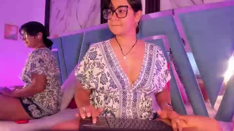 Camila online show from 8, 3, 2025