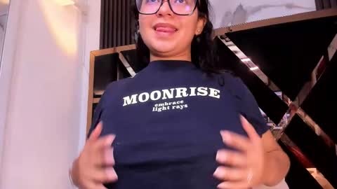 Camila online show from 15, 2, 2026