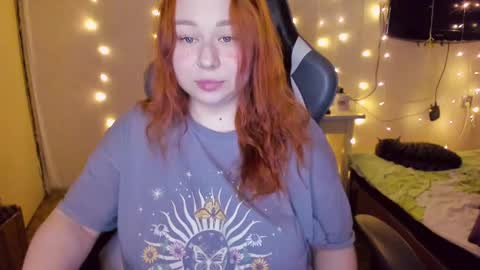 Snapshot of mila_foxxxy chatting on 8, 2, 2025 Mila shy sensual person  online show from 8, 2, 2025