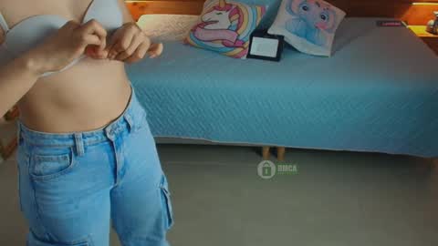 Snapshot of mila_kiitty chatting on 6, 1, 2026 Milena online show from 6, 1, 2026