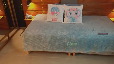 Snapshot of mila_kiitty chatting on 9, 2, 2026 Milena online show from 9, 2, 2026