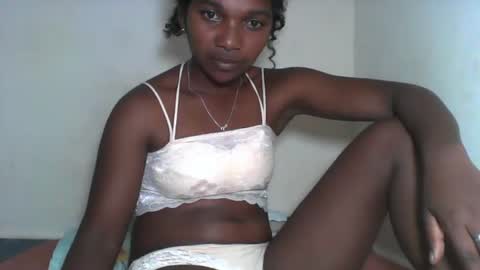 Snapshot of mila_lunah chatting on 17, 3, 2026 mila_lunah online show from 17, 3, 2026