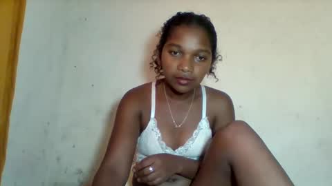 Snapshot of mila_lunah chatting on 21, 3, 2026 mila_lunah online show from 21, 3, 2026