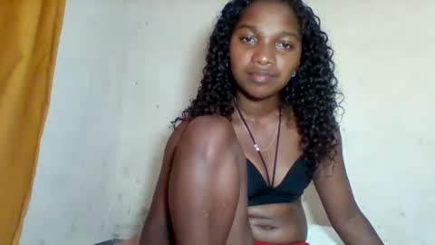 Snapshot of mila_lunah chatting on 22, 3, 2026 mila_lunah online show from 22, 3, 2026