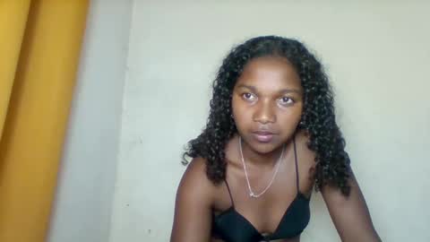 Snapshot of mila_lunah chatting on 7, 4, 2026 mila_lunah online show from 7, 4, 2026