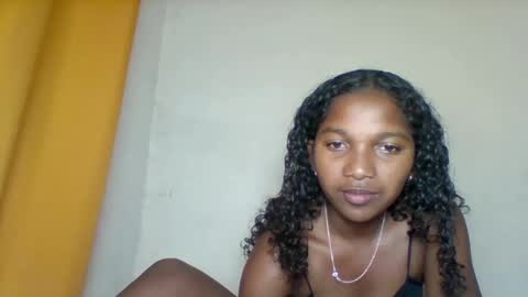 Snapshot of mila_lunah chatting on 7, 4, 2026 mila_lunah online show from 7, 4, 2026