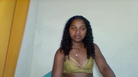 Snapshot of mila_lunah chatting on 14, 4, 2026 mila_lunah online show from 14, 4, 2026