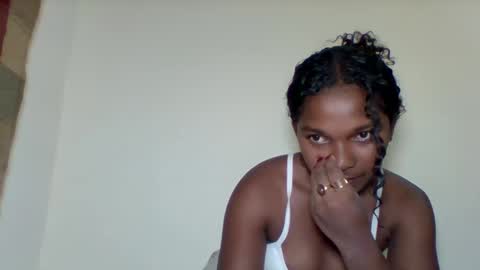 Snapshot of mila_lunah chatting on 18, 4, 2026 mila_lunah online show from 18, 4, 2026