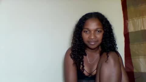 Snapshot of mila_lunah chatting on 22, 4, 2026 mila_lunah online show from 22, 4, 2026