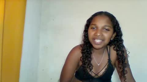 Snapshot of mila_lunah chatting on 23, 4, 2026 mila_lunah online show from 23, 4, 2026