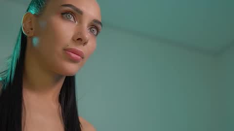 Snapshot of mila_may_ chatting on 20, 10, 2025 mila may  online show from 20, 10, 2025
