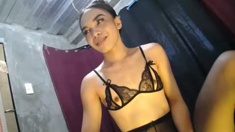 mila_seductressxx online show from 6, 7, 2026