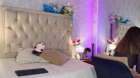 Snapshot of mila_smirnovavk chatting on 13, 6, 2026 MILA online show from 13, 6, 2026