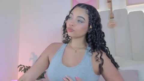 mila_stark333 online show from 6, 4, 2026