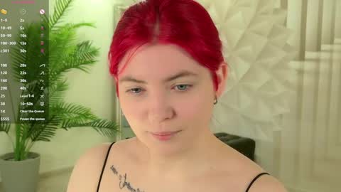 Snapshot of mila_taylorrr chatting on 21, 4, 2026 Lisa online show from 21, 4, 2026