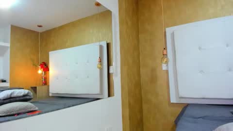 Snapshot of milaa_petite chatting on 9, 3, 2026 online show from 9, 3, 2026