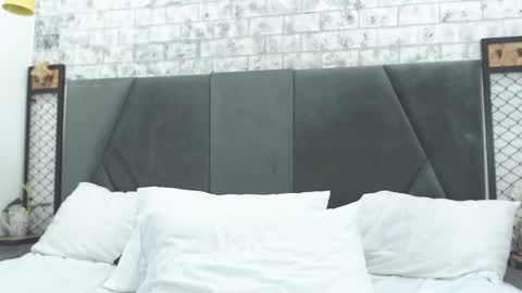 mila online show from 17, 2, 2025