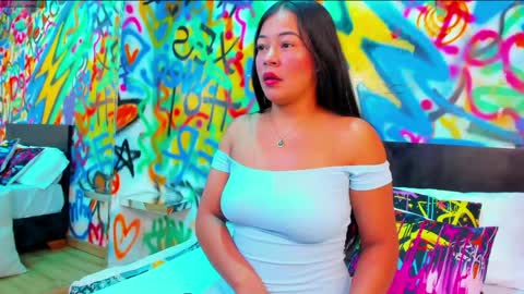 Snapshot of milaaadams chatting on 8, 5, 2026 mila online show from 8, 5, 2026