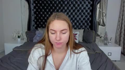 Snapshot of milaaddam chatting on 8, 2, 2026 Milla online show from 8, 2, 2026