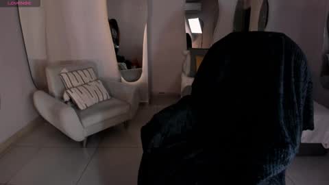 Mila online show from 23, 9, 2025