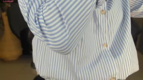 Mila online show from 5, 10, 2025