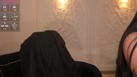 Mila online show from 14, 11, 2025