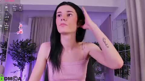 Snapshot of milahoneyy chatting on 17, 6, 2026 MH online show from 17, 6, 2026