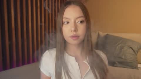 Mila online show from 5, 4, 2026