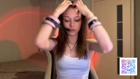 Snapshot of milamiuu chatting on 7, 4, 2026 milamiuu online show from 7, 4, 2026