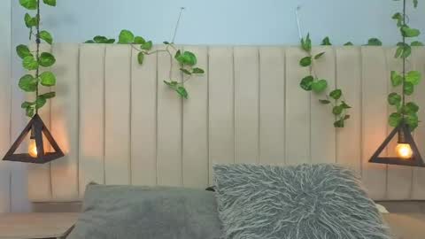 Snapshot of milan_zapata chatting on 4, 5, 2026 MILAN online show from 4, 5, 2026