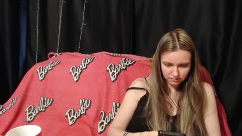 Snapshot of milana696969 chatting on 16, 4, 2026 MilAna online show from 16, 4, 2026