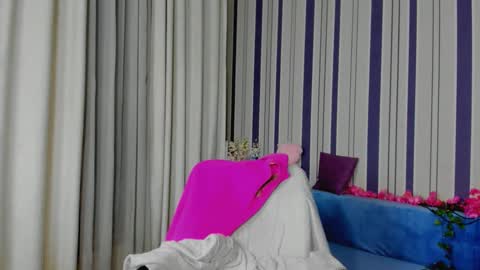 MilanaAlvis online show from 8, 11, 2025