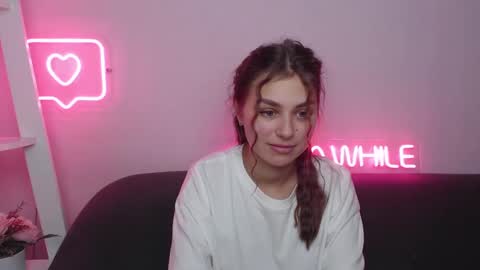 Snapshot of milanaangelas chatting on 6, 12, 2024 milanaangelas online show from 6, 12, 2024