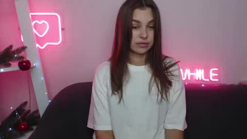 Snapshot of milanaangelas chatting on 21, 12, 2024 milanaangelas online show from 21, 12, 2024