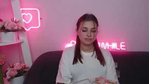Snapshot of milanaangelas chatting on 10, 1, 2025 milanaangelas online show from 10, 1, 2025