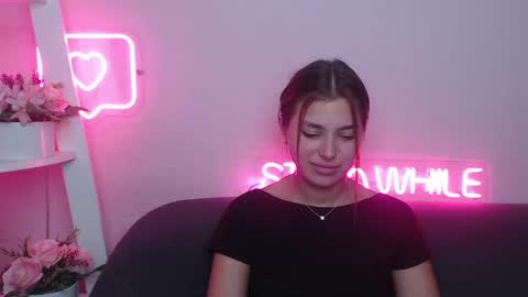 Snapshot of milanaangelas chatting on 26, 1, 2025 milanaangelas online show from 26, 1, 2025