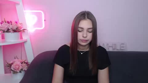 Snapshot of milanaangelas chatting on 2, 3, 2025 milanaangelas online show from 2, 3, 2025