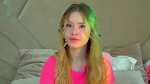 Snapshot of milanabalmain chatting on 13, 10, 2025 MilanaBalmain online show from 13, 10, 2025