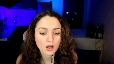 milanabankss online show from 10, 5, 2026