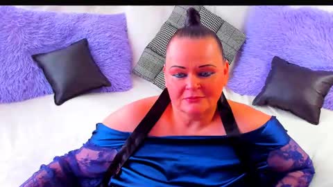 Snapshot of milanabiegert chatting on 25, 6, 2026 Lana online show from 25, 6, 2026